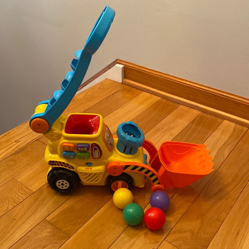 V Tech Pop a balls push and pop bulldozer